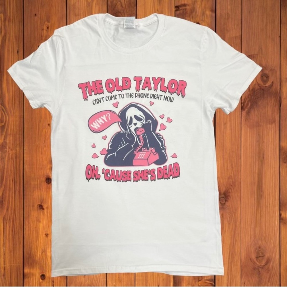 Taylor Swift long tee | Sizes S-L